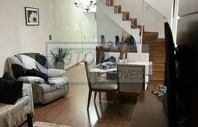 Imagem: A casa possui 3 Dormitórios, 2 Banheiros, 2 Vagas na garagem