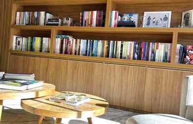 Imagem: O apartamento possui 4 Dormitórios, 5 Banheiros, 3 Vagas na