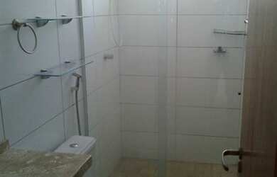 Imagem: O apartamento possui 1 Dormitório, 1 Banheiro, 1 Vaga na garagem