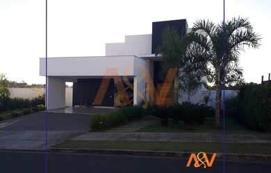 Imagem: A casa em condomínio possui 4 Dormitórios, 5 Banheiros, 4