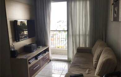 Imagem: O apartamento possui 2 Dormitórios, 1 Banheiro, 1 Vaga na garagem