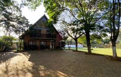 Imagem: A chácara possui 1.224m² de Área e está localizado em Náutica