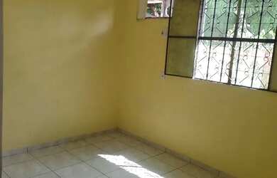 Imagem 2: Casa em Flores. 1 Vaga na garageme2 Dormitórios