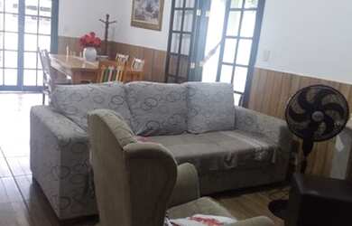 Imagem 5: Casa. 373m² de Área, 5 Vagas na garageme3 Dormitórios