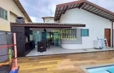 Imagem: A casa em condomínio possui 3 Dormitórios, 2 Banheiros, 2