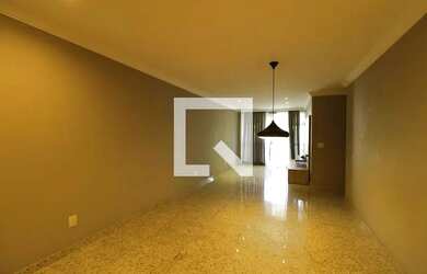 Imagem: O apartamento possui 3 Dormitórios, 3 Banheiros, 3 Vagas na