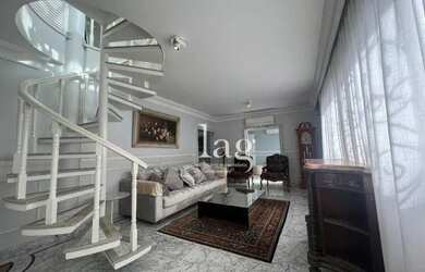 Imagem: O apartamento na cobertura possui 3 Dormitórios, 2 Banheiros