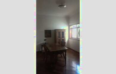 Imagem: A casa em condomínio possui 4 Dormitórios, 5 Banheiros, 4