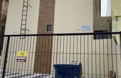 Imagem: A casa possui 3 Dormitórios, 3 Banheiros, 1 Vaga na garagem