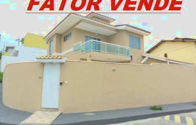 Imagem: A casa em condomínio possui 4 Dormitórios, 3 Banheiros, 2