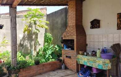 Imagem 12: Casa no Taiaman em UBERLÂNDIA - MG