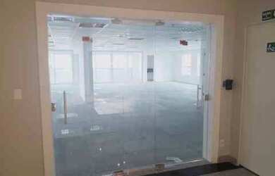 Imagem: O depósito possui 5 Vagas na garagem, 256-0m² de Área, Imóvel