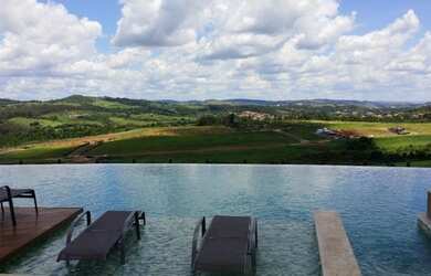 Imagem: O terreno possui 1.200m² de Área e está localizado em Loteamento