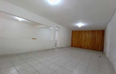 Imagem: O depósito possui 173m² de Área e está localizado em Santo