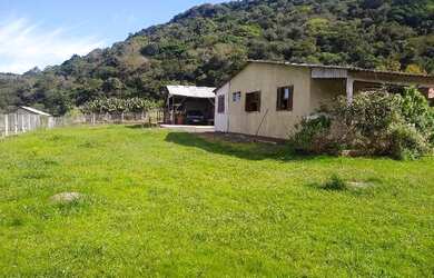 Imagem: A fazenda possui 6.000m² de Área e está localizado em Santo