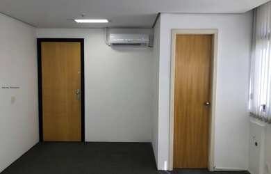 Imagem: O depósito possui 1 Vaga na garagem e 40m² de Área e está