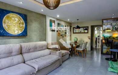 Imagem: A casa em condomínio possui 3 Dormitórios, 5 Banheiros, 2