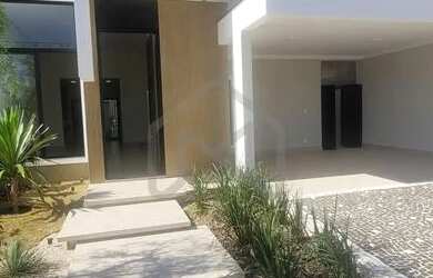 Imagem: A casa em condomínio possui 3 Dormitórios, 4 Banheiros, 2