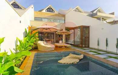 Imagem: A casa em condomínio possui 4 Dormitórios, 5 Banheiros, 3