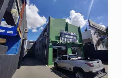 Imagem: O depósito possui 4 Vagas na garagem, 14m² de Área e está