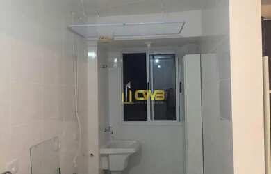 Imagem: O apartamento possui 1 Dormitório, 1 Banheiro, 1 Vaga na garagem