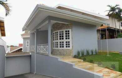 Imagem: A casa em condomínio possui 3 Dormitórios, 4 Banheiros, 5