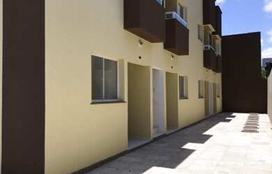 Imagem: A casa possui 2 Dormitórios, 1 Banheiro, 1 Vaga na garagem