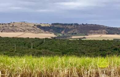Imagem: A fazenda possui 2.178.000m² de Área e está localizado em