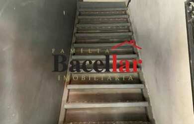 Imagem: O depósito possui 30m² de Área e está localizado em São