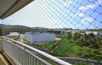 Imagem: O apartamento possui 3 Dormitórios, 1 Banheiro, 2 Vagas na