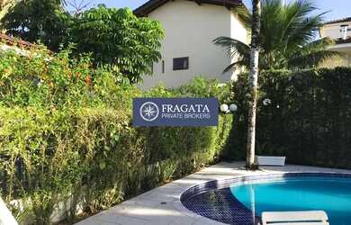 Imagem: A casa possui 5 Dormitórios, 5 Banheiros, 5 Vagas na garagem