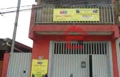 Imagem: A casa possui 1 Dormitório, 2 Banheiros, 1 Vaga na garagem