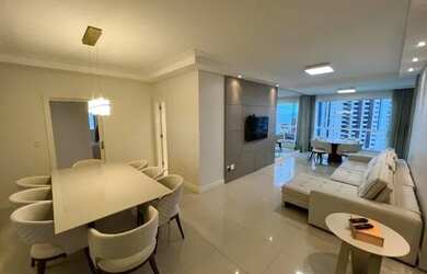 Imagem 14: Locação Anual. Piscina, Área de serviço, 144m² de Áreae4 Vagas na...