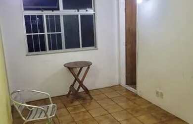 Imagem: O apartamento possui 2 Dormitórios e 1 Banheiro e está localizado