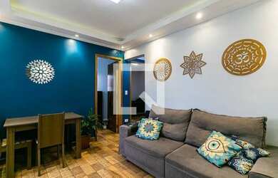 Imagem: O apartamento possui 2 Dormitórios, 1 Banheiro, 1 Vaga na garagem