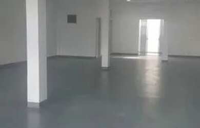 Imagem: A casa possui 3 Dormitórios, 4 Banheiros, 5 Vagas na garagem