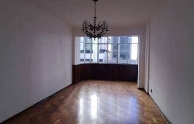 Imagem: O apartamento possui 3 Dormitórios, 2 Banheiros, 130m² de