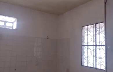 Imagem 3: Casa em Flores. 1 Vaga na garageme2 Dormitórios