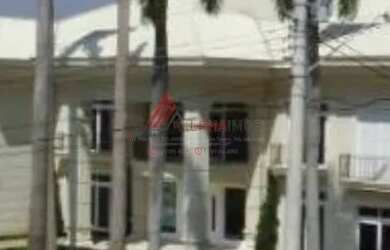 Imagem: A casa em condomínio possui 5 Dormitórios, 5 Banheiros, 5