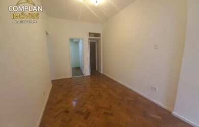 Imagem: O apartamento possui 2 Dormitórios, 1 Banheiro, 65m² de Área