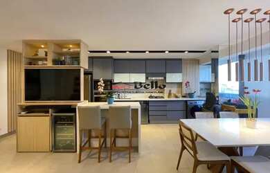 Imagem: O apartamento possui 3 Dormitórios, 2 Banheiros, 2 Vagas na