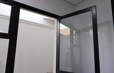 Imagem 13: Casa de condomínio para venda tem 187 metros quadrados com 3 quartos em Novo Mundo - Uberl