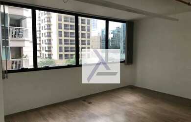 Imagem: O depósito possui 2 Vagas na garagem e 80m² de Área e está