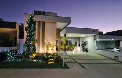 Imagem: A casa em condomínio possui 3 Dormitórios, 3 Banheiros, 4