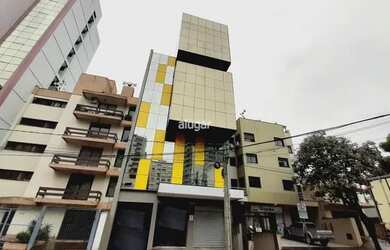 Imagem: O depósito possui 1 Vaga na garagem e 64m² de Área e está