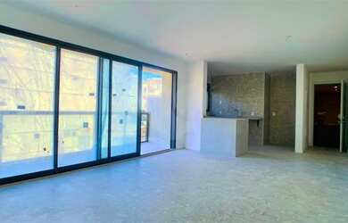 Imagem: O apartamento possui 3 Dormitórios, 1 Banheiro, 1 Vaga na garagem