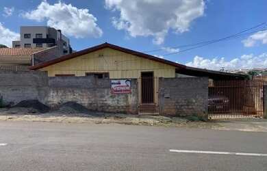 Imagem: O terreno possui 540m² de Área e está localizado em Alto