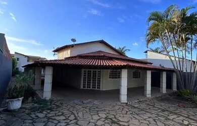 Imagem: A casa em condomínio possui 3 Dormitórios, 4 Banheiros, 5