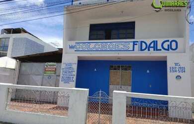 Imagem: A casa possui 4 Dormitórios, 1 Banheiro, 1 Vaga na garagem