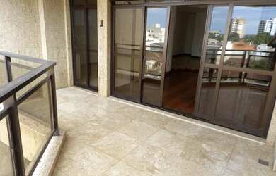 Imagem: O apartamento possui 4 Dormitórios, 3 Banheiros, 2 Vagas na